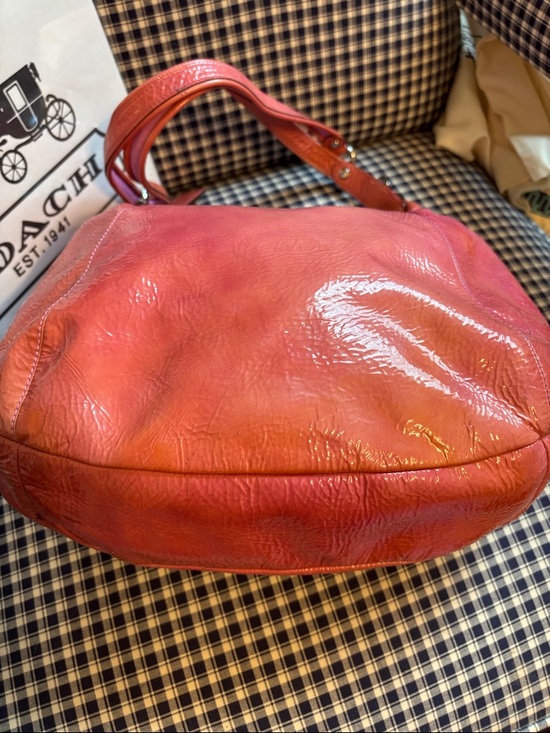 Coach poppy “jazzy” patent  Leather Shoulder Bag in mauve